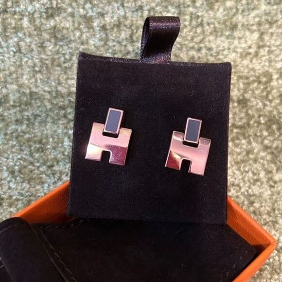 Hermes Jewelry - Hermès Eileen Rose Gold Plated Gris E Tain New in box